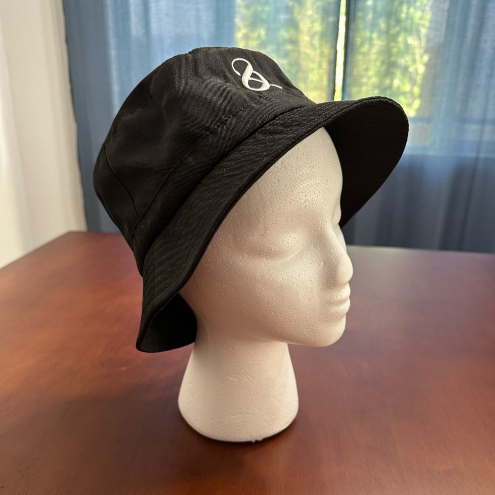 EUC Loft Black Bucket Hat S/M